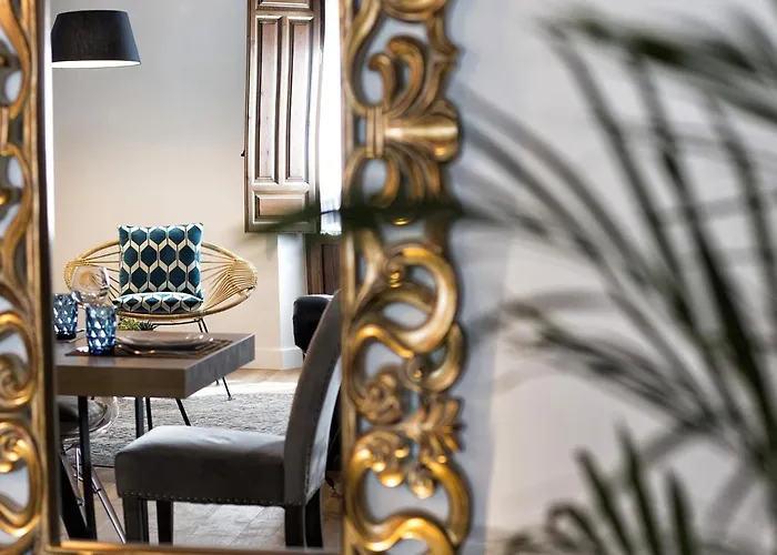 Santa Paula Cozy & Elegant In The Heart Of Granada