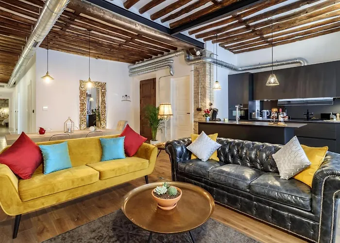 Santa Paula Cozy & Elegant In The Heart Of Granada